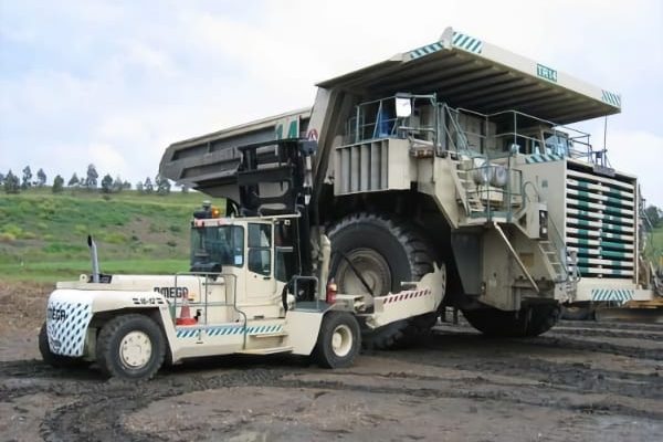 Omega Tyre Handlers