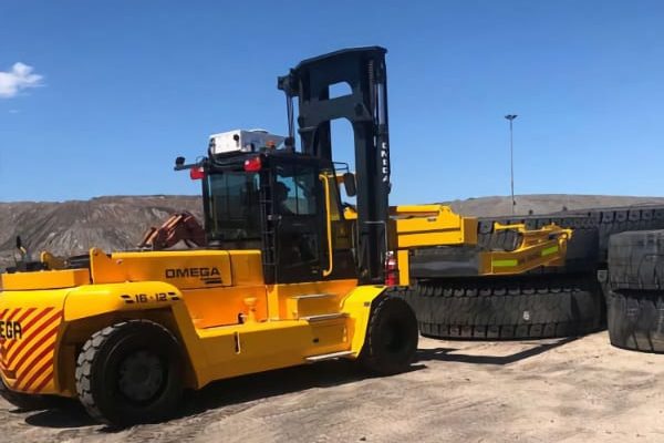 Omega Tyre Handlers